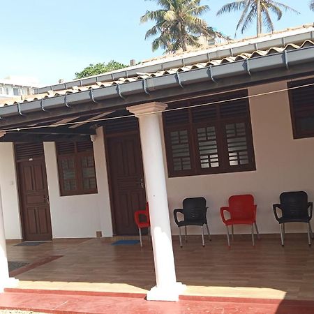 Sunset Beach Villa Galle Esterno foto