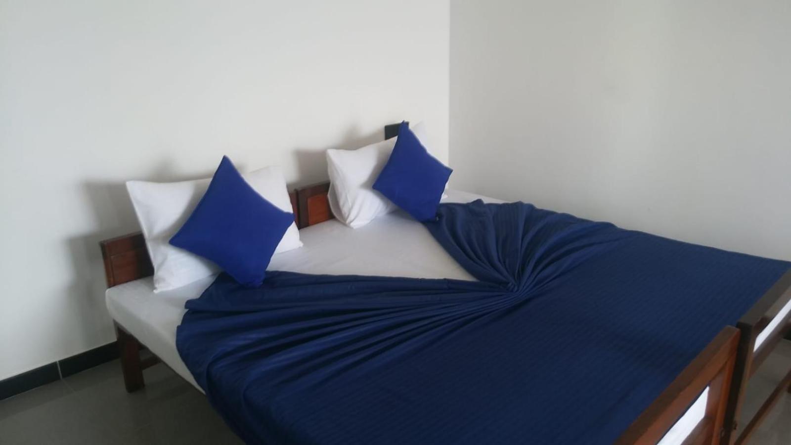 Sunset Beach Villa Galle Esterno foto