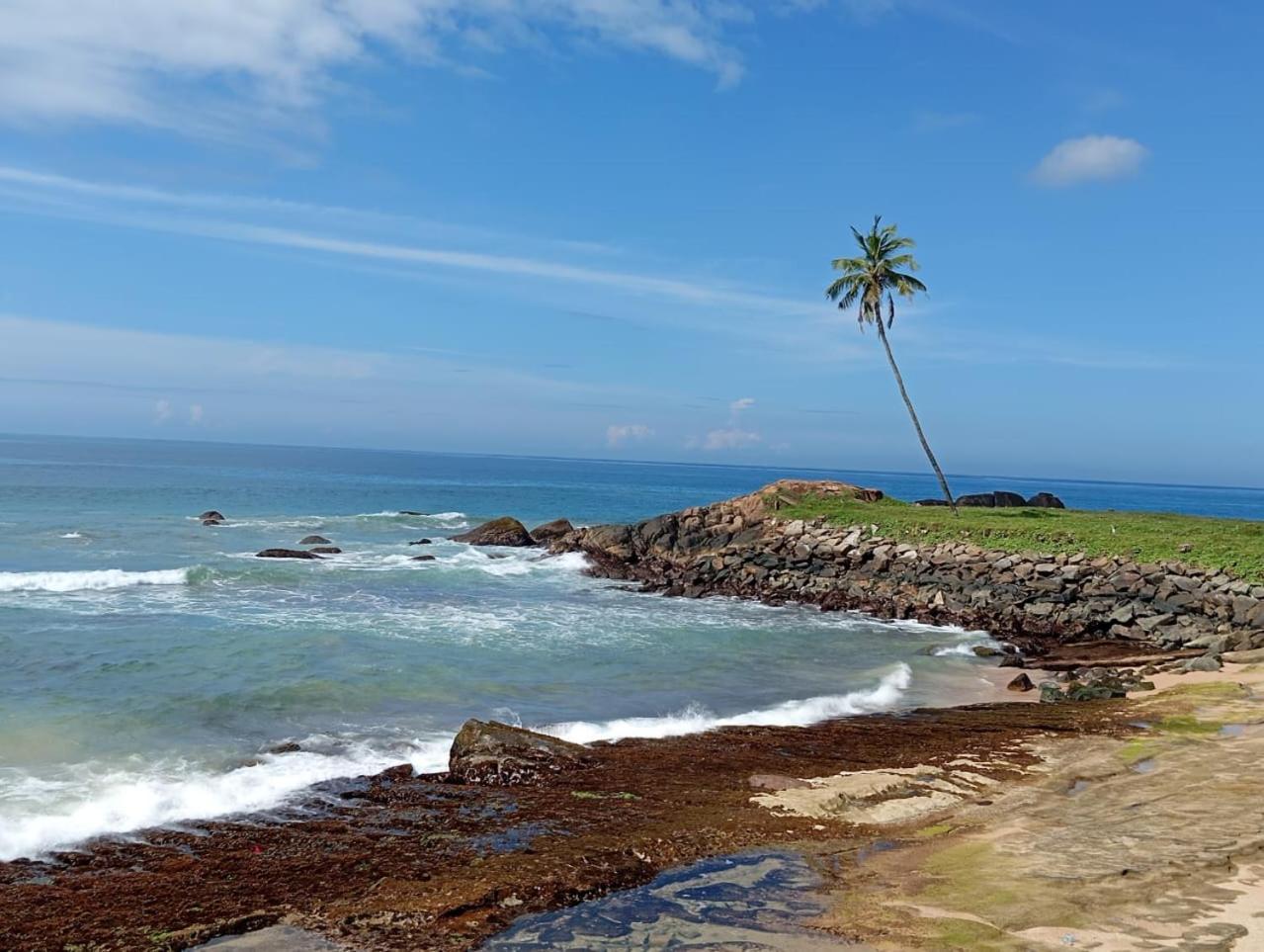 Sunset Beach Villa Galle Esterno foto